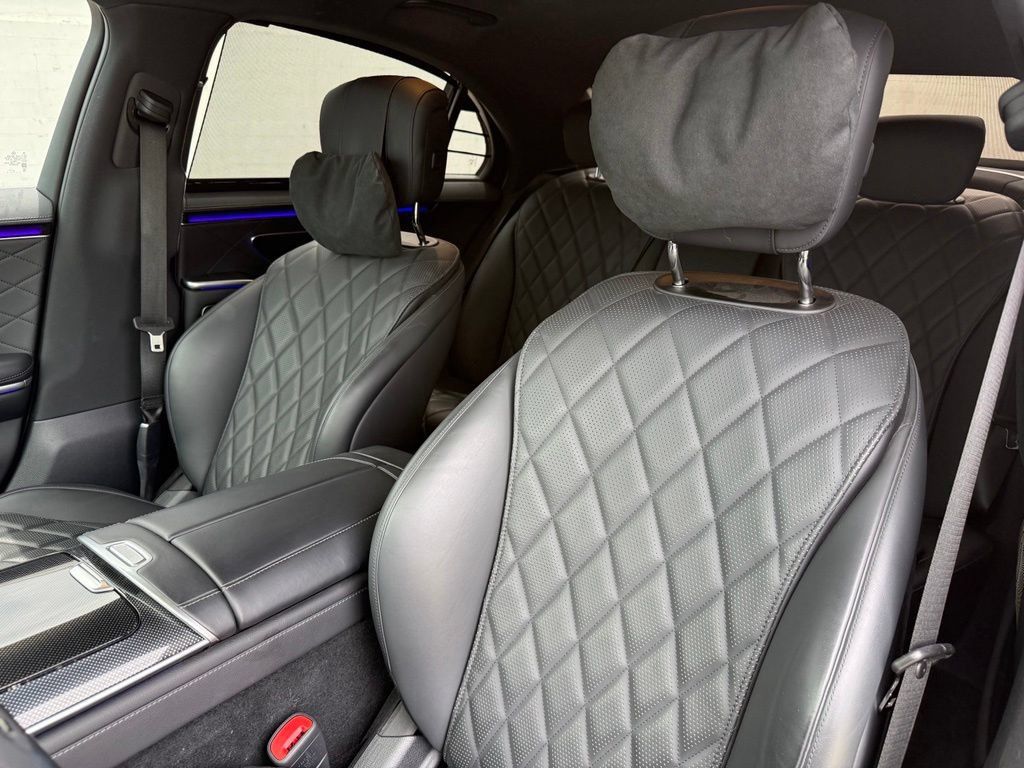 Used 2025 Mercedes-Benz S 580e 4MATIC Sedan image 9