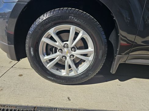 Used 2017 Chevrolet Equinox LS w/ LPO, Protection Package image 9