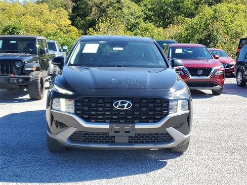 Used 2021 Hyundai Santa Fe SE image 2