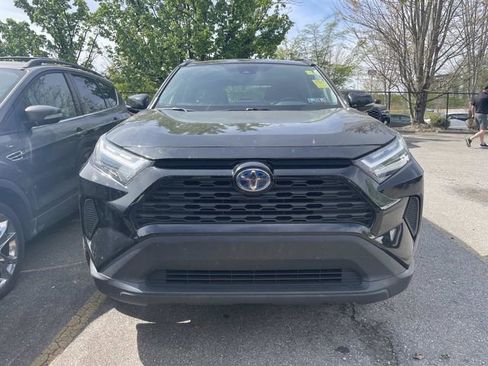 Used 2024 Toyota RAV4 XLE image 7