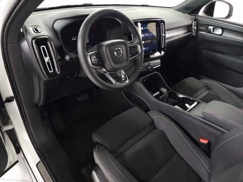 Certified 2023 Volvo XC40 Recharge Ultimate w/ Protection Package Premier image 21