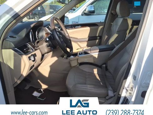Used 2016 Mercedes-Benz GL 450 4MATIC image 2