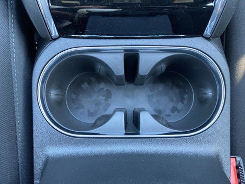 New 2026 GMC Canyon Elevation w/ Convenience Package image 33