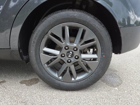 Used 2021 Kia Soul EX FWD image 21
