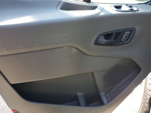 Used 2023 Ford Transit 350 XLT image 16