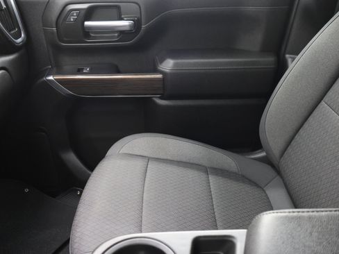 Used 2023 Chevrolet Silverado 2500 LT AWD/4WD image 13