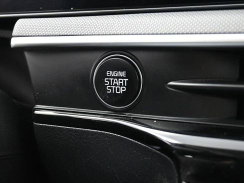 Used 2025 Kia K5 LXS image 19