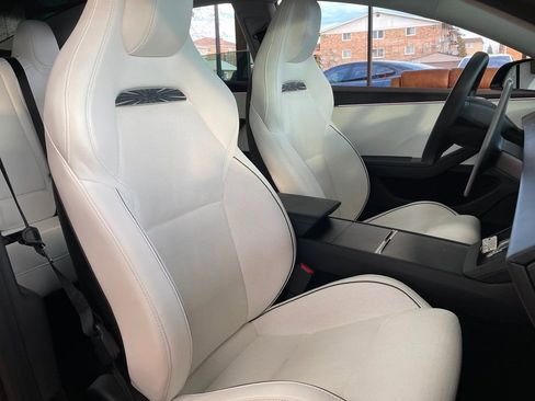 Used 2024 Tesla Model 3 Performance image 28