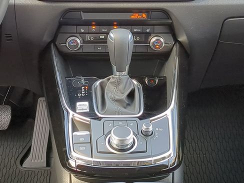 Used 2023 MAZDA CX-9 Touring image 18