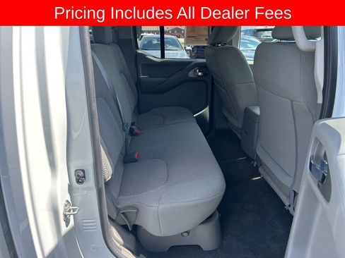 Used 2019 Nissan Frontier SV AWD/4WD image 19