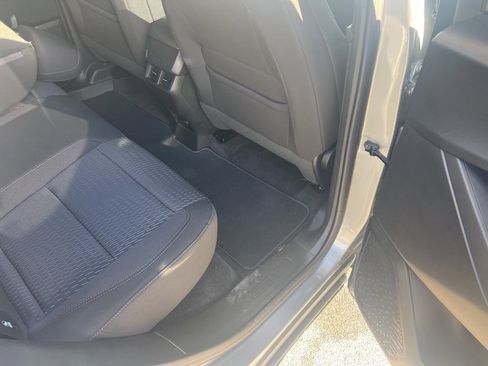 Used 2026 Chevrolet Equinox LT image 64