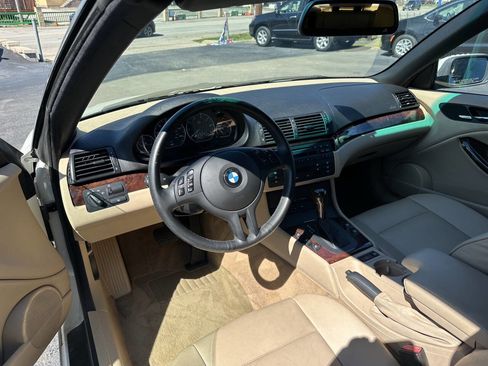 Used 2004 BMW 330Ci Convertible RWD image 17
