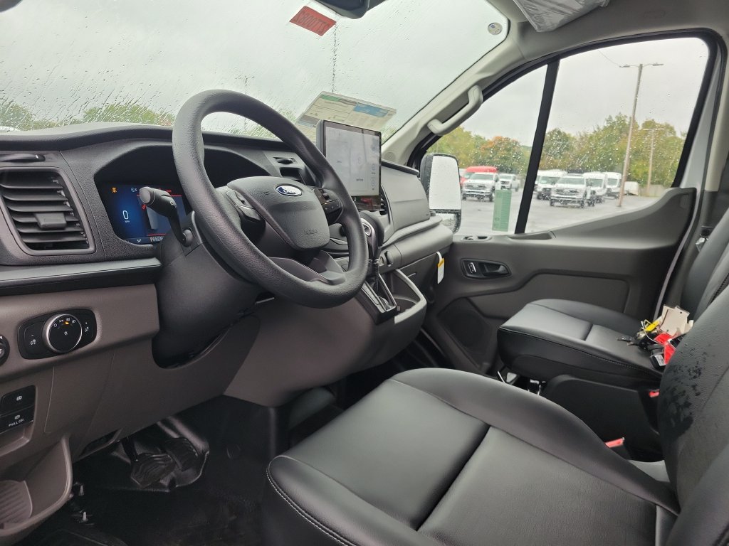 New 2027 Ford Transit 250 Low Roof RWD image 25