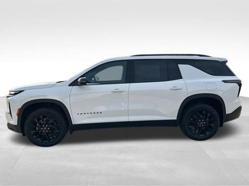 New 2026 Chevrolet Traverse LT w/ Midnight/Sport Edition image 2