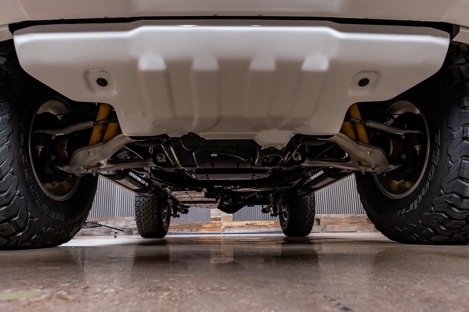 Used 2024 Ford Bronco Heritage Edition AWD/4WD image 15