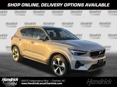 Used 2025 Volvo XC40 B5 Plus