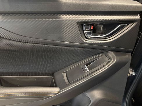Used 2019 Subaru Crosstrek 2.0i Limited w/ Moonroof Package w/Navigation AWD/4WD image 28