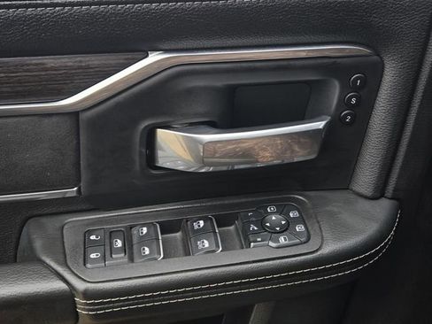 Used 2025 RAM 2500 Laramie w/ Night Edition image 16