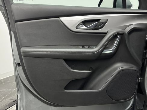 Used 2023 Chevrolet Blazer LT image 8