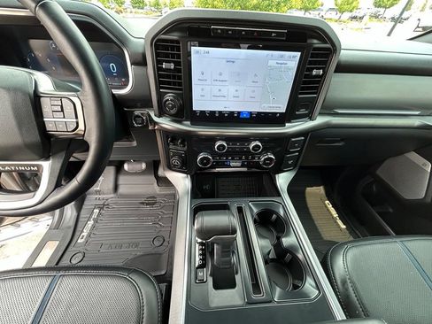 Used 2024 Ford F150 Platinum AWD/4WD image 19