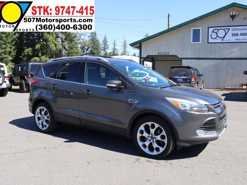 Used 2015 Ford Escape Titanium w/ Equipment Group 301A AWD/4WD image 11