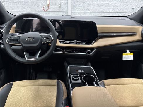 New 2026 Chevrolet Equinox ACTIV w/ Convenience Package III image 10