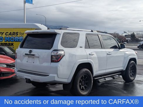 Used 2024 Toyota 4Runner SR5 Premium w/ Moonroof Package image 4