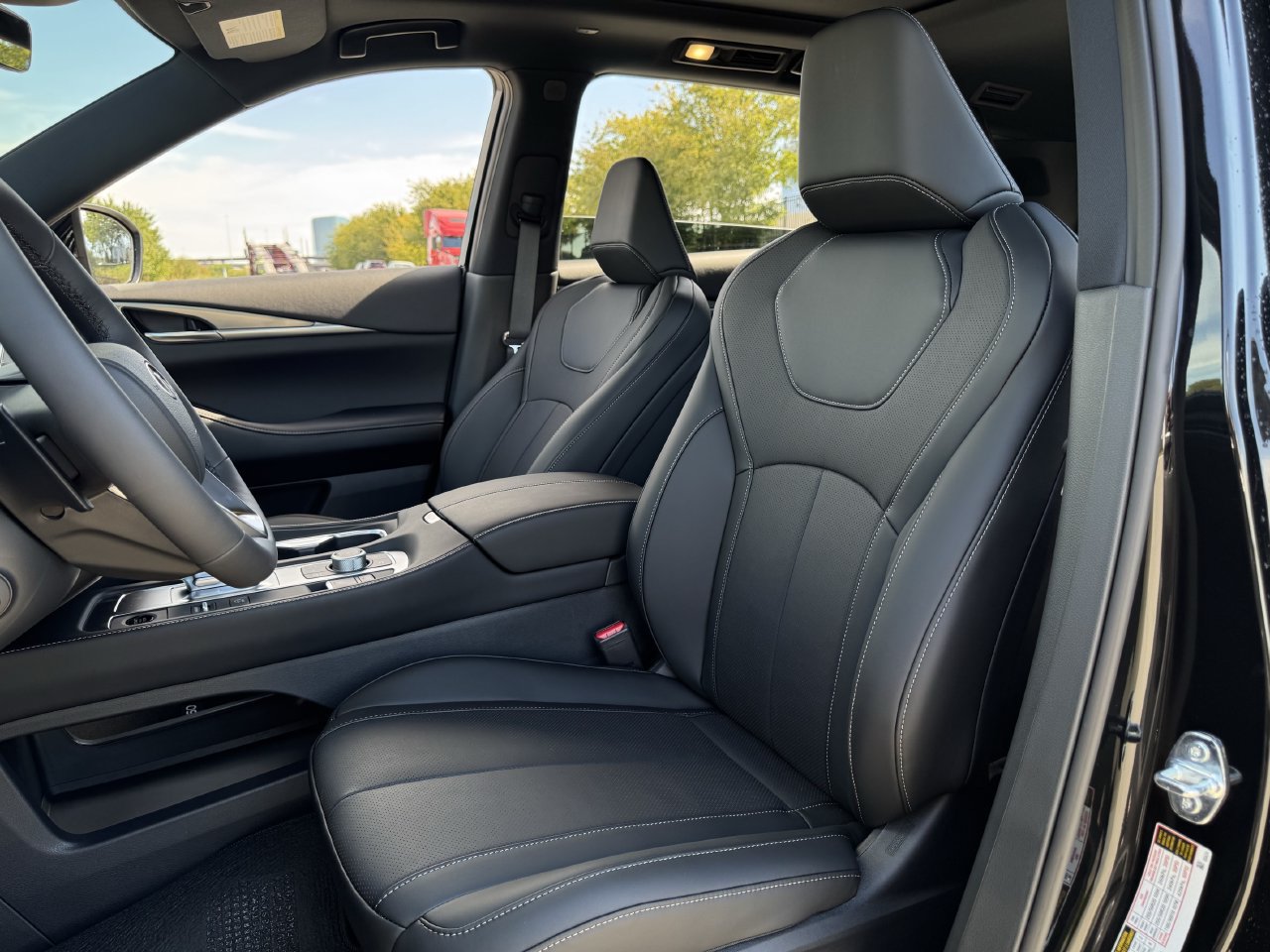 New 2027 INFINITI QX60 Sport AWD/4WD image 23