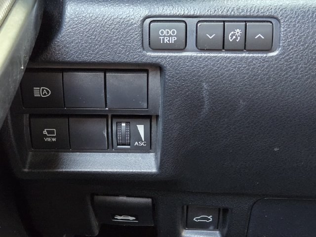 Used 2023 Lexus IS 350 F Sport w/ Navigation Package RWD image 18