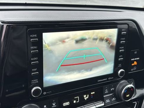 Used 2021 Toyota Highlander XSE image 21