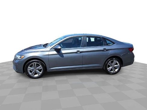Used 2024 Volkswagen Jetta SE FWD image 1