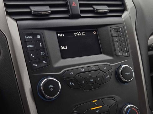 Used 2020 Ford Fusion S image 16