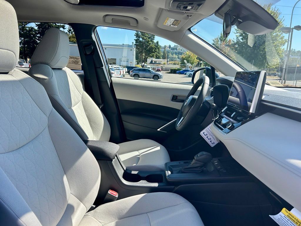 New 2026 Toyota Corolla Cross LE w/ Moonroof Package AWD/4WD image 16