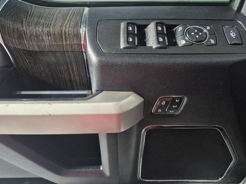 Used 2021 Ford F250 Lariat AWD/4WD image 16