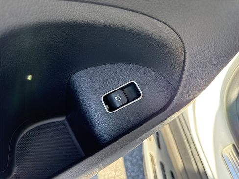 Used 2022 Mercedes-Benz GLE 350 image 39