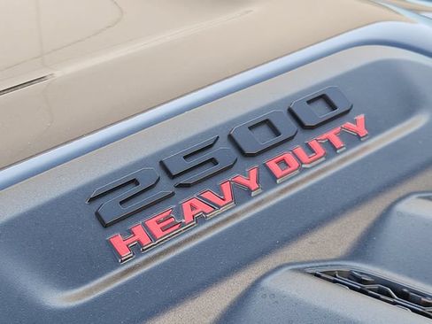 Used 2026 RAM 2500 Laramie w/ Night Edition AWD/4WD image 10