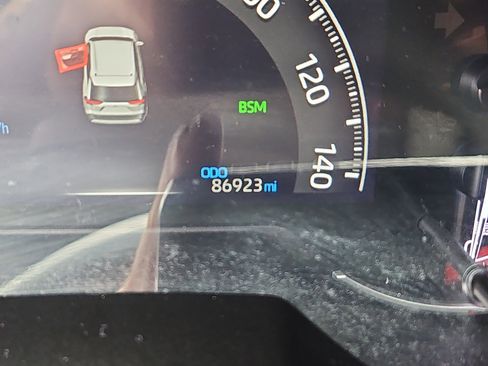Used 2019 Toyota RAV4 Adventure AWD/4WD image 6