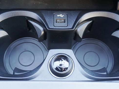 Used 2025 BMW 230i xDrive 230i xDrive w/ Premium Package image 14