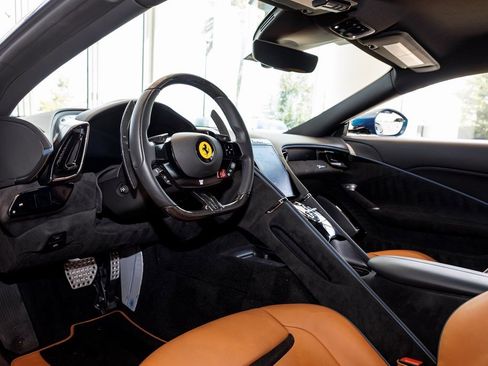 Used 2024 Ferrari Roma image 27