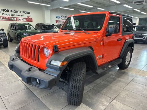 Used 2018 Jeep Wrangler Sport AWD/4WD image 16