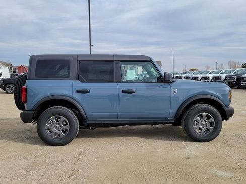 New 2025 Ford Bronco Big Bend image 2