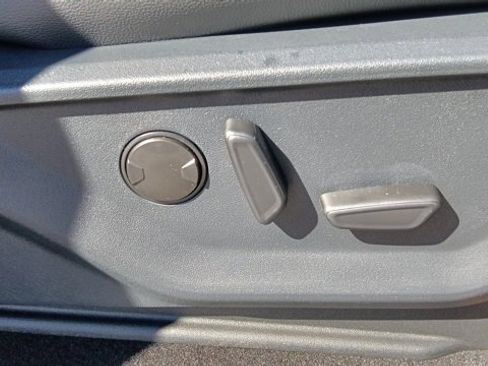 New 2026 Ford F350 Lariat image 33