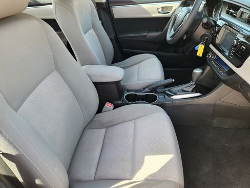 Used 2015 Toyota Corolla LE image 14