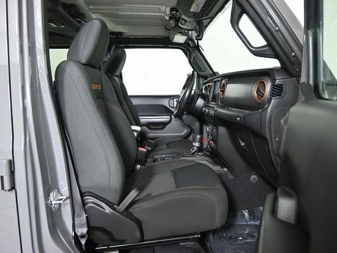 Used 2021 Jeep Gladiator Mojave image 14