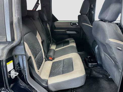 Used 2023 Ford Bronco Wildtrak AWD/4WD image 26