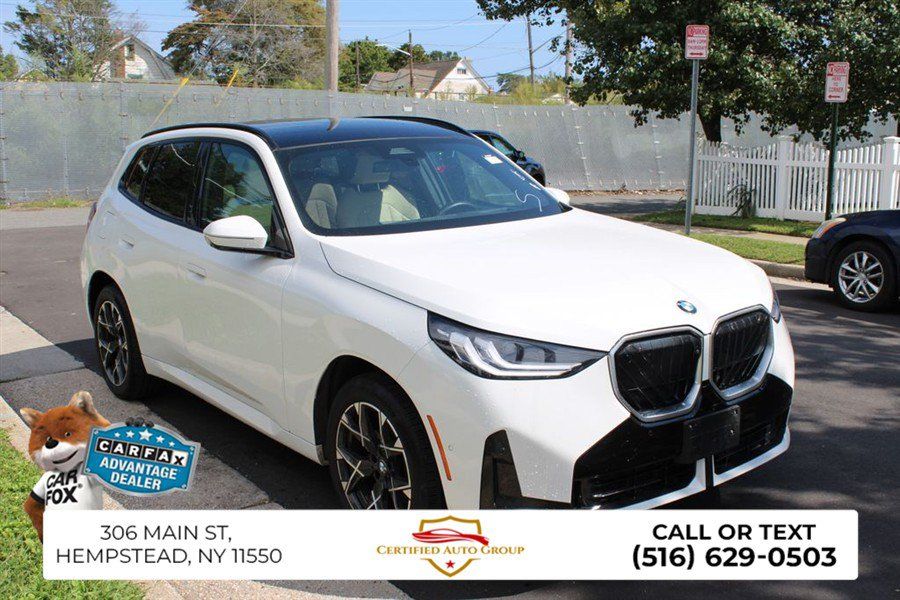 Used 2025 BMW X3 xDrive30i AWD/4WD image 4