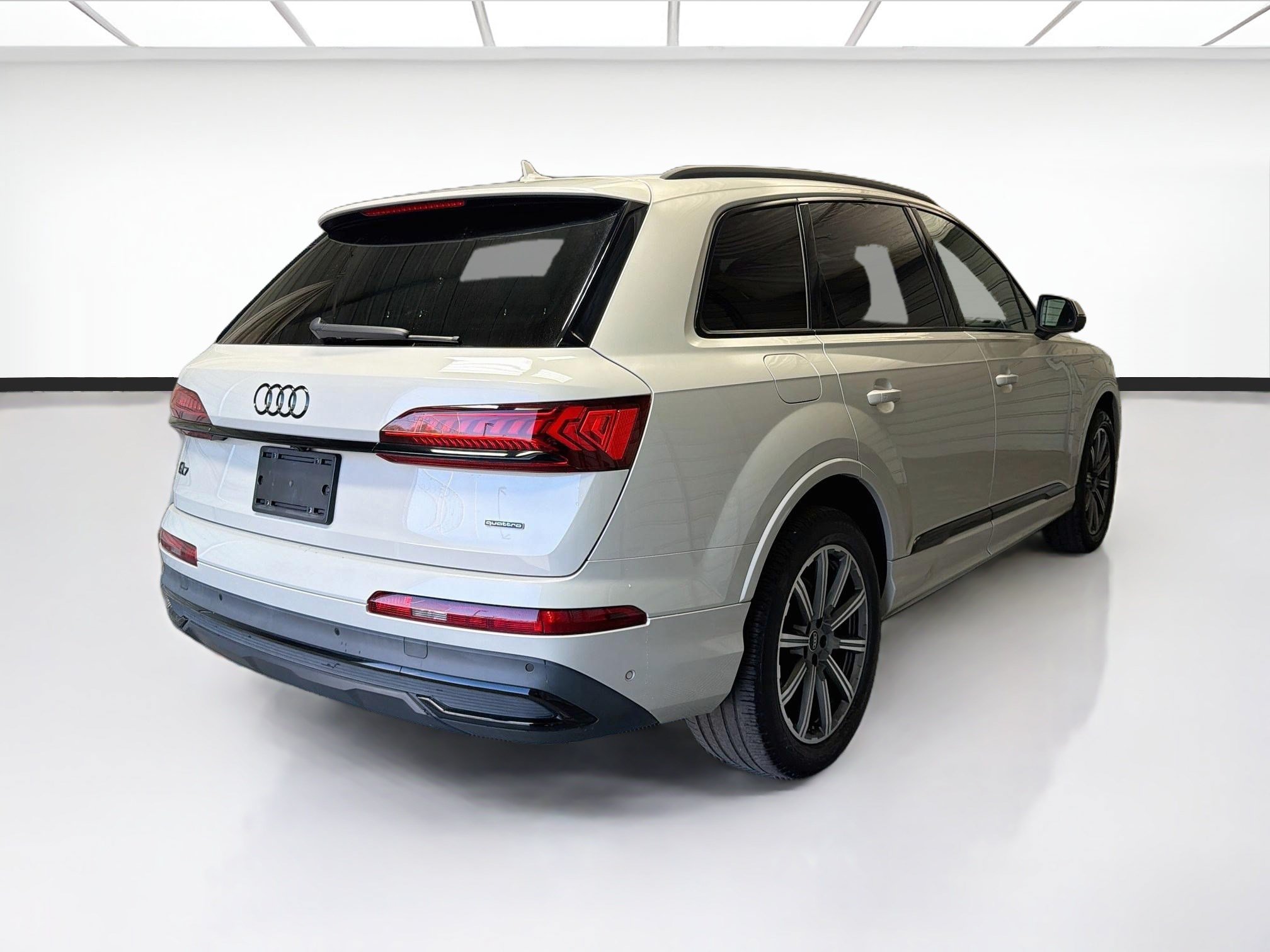 Used 2023 Audi Q7 2.0T Premium Plus w/ Premium Plus Package AWD/4WD image 4