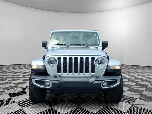 Certified 2023 Jeep Gladiator Sport AWD/4WD image 2