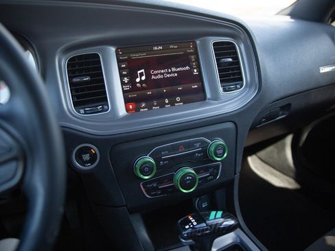 Used 2023 Dodge Charger SXT RWD image 12