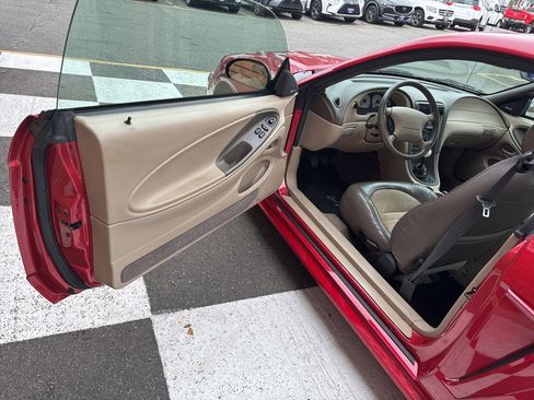 Used 2001 Ford Mustang Cobra image 16